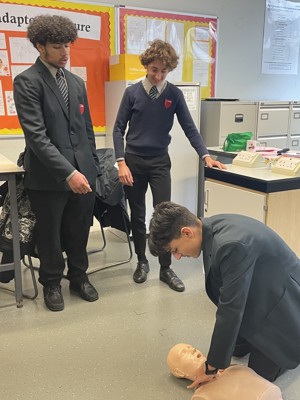 Haverstock School Science Students take part in a Medical Activity Workshop with Kings College Medicine Students 2